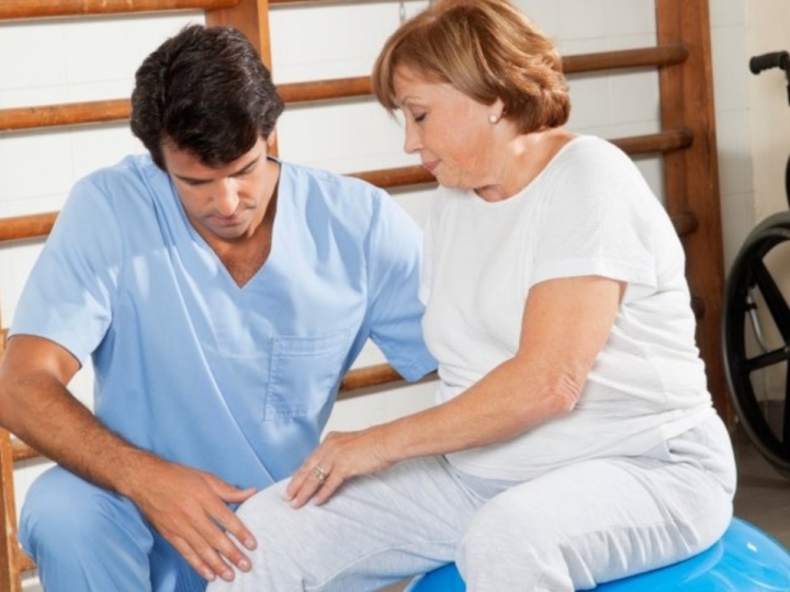 Rehabilitation and physiotherapy, masseurs and wellness centers