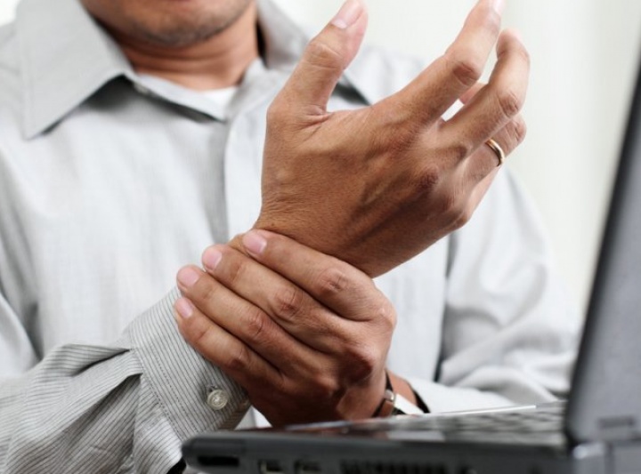 Wrist, carpal tunnel syndrome